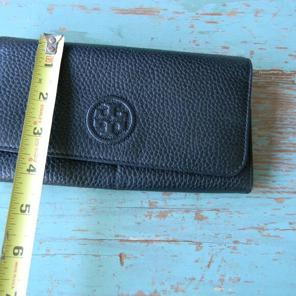 Tory Burch Marion BLACK PEBBLE LEATHER Envelope Continental Wallet - Picture 3 of 9